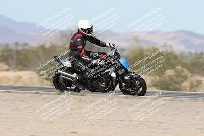 media/Dec-01-2025-Moto Forza (Mon) [[2daa91e15f]]/3-Beginner Group/Session 2 (Turn 7 Inside Pans)/